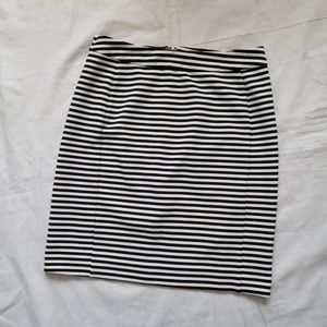 41 Hawthorn Stitch Fix Black White Stripes Skirt